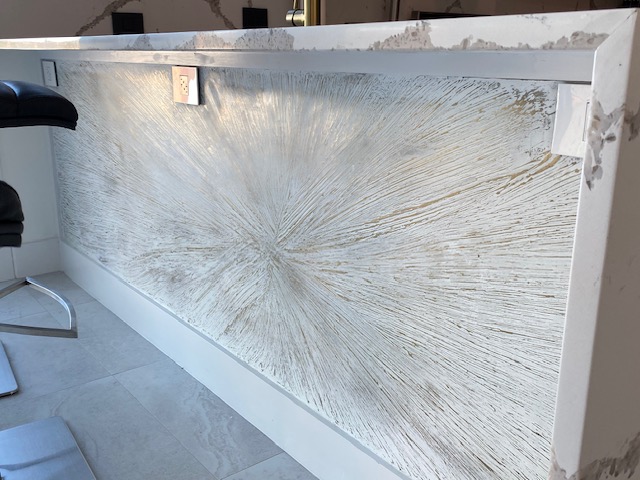 Full slab quartzite detail